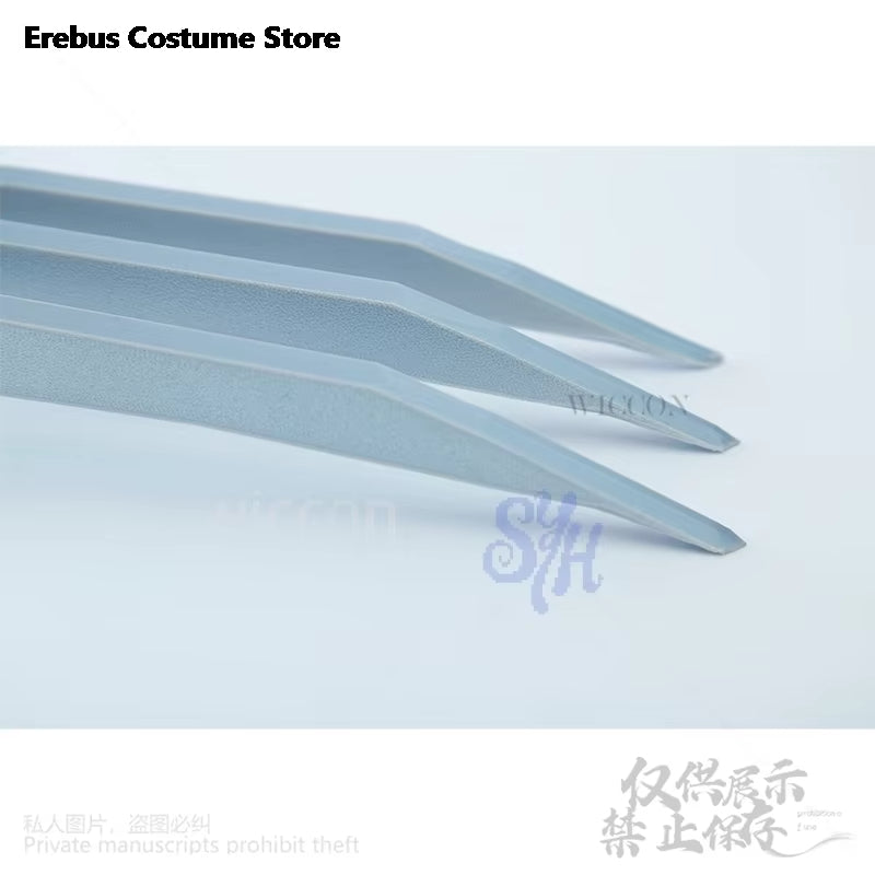 Wolf Man Cosplay 3D Fake Weapons