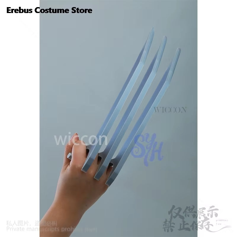 Wolf Man Cosplay 3D Fake Weapons