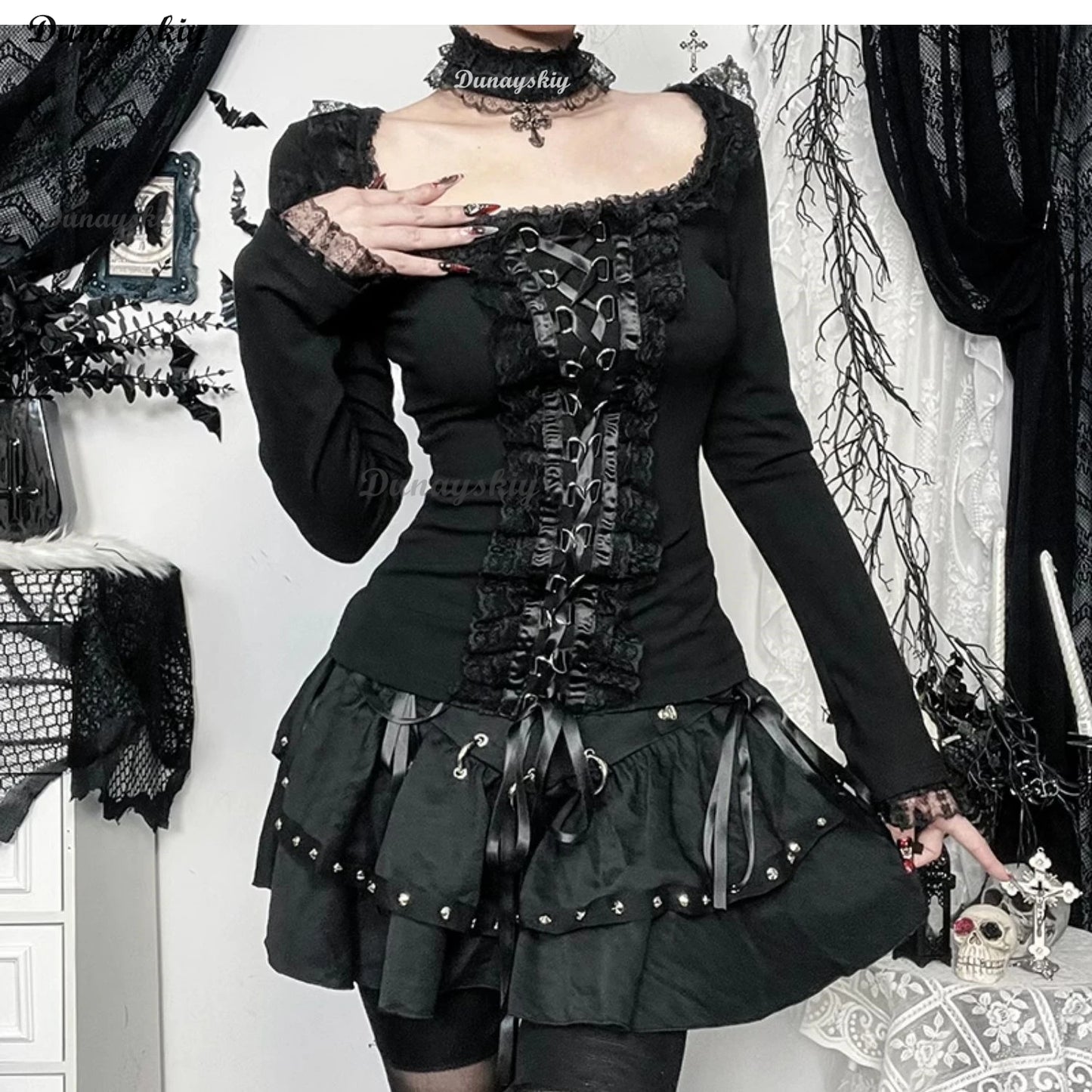 Black Gothic Lace Trim Long Sleeve T-Shirts Women Vintage Sexy Lace-up Square Collar Tops Japanese Fashion Y2k Subculture Tees