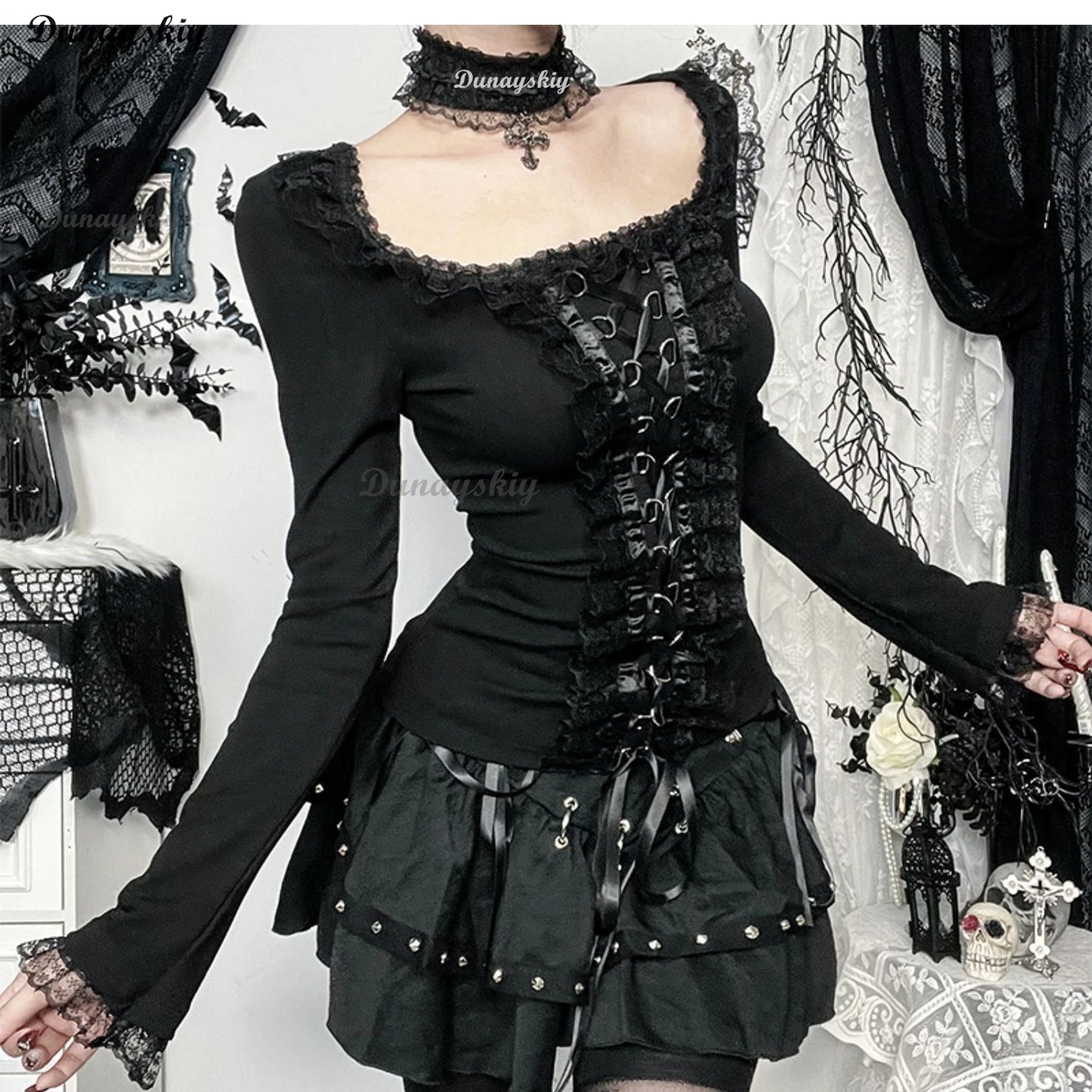 Black Gothic Lace Trim Long Sleeve T-Shirts Women Vintage Sexy Lace-up Square Collar Tops Japanese Fashion Y2k Subculture Tees