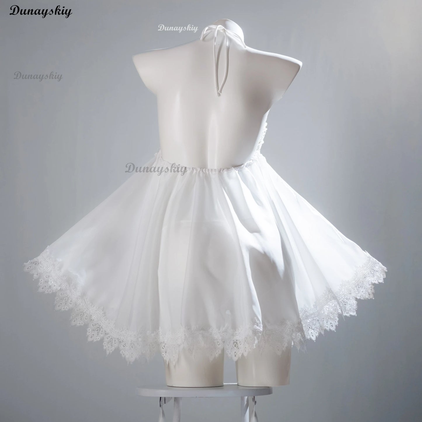 NIKKE：The Goddess of Victory Helm After Bath Sexy White Sleeping Dress Cosplay Costume Wig Halloween Carnival Sweet Dress Women