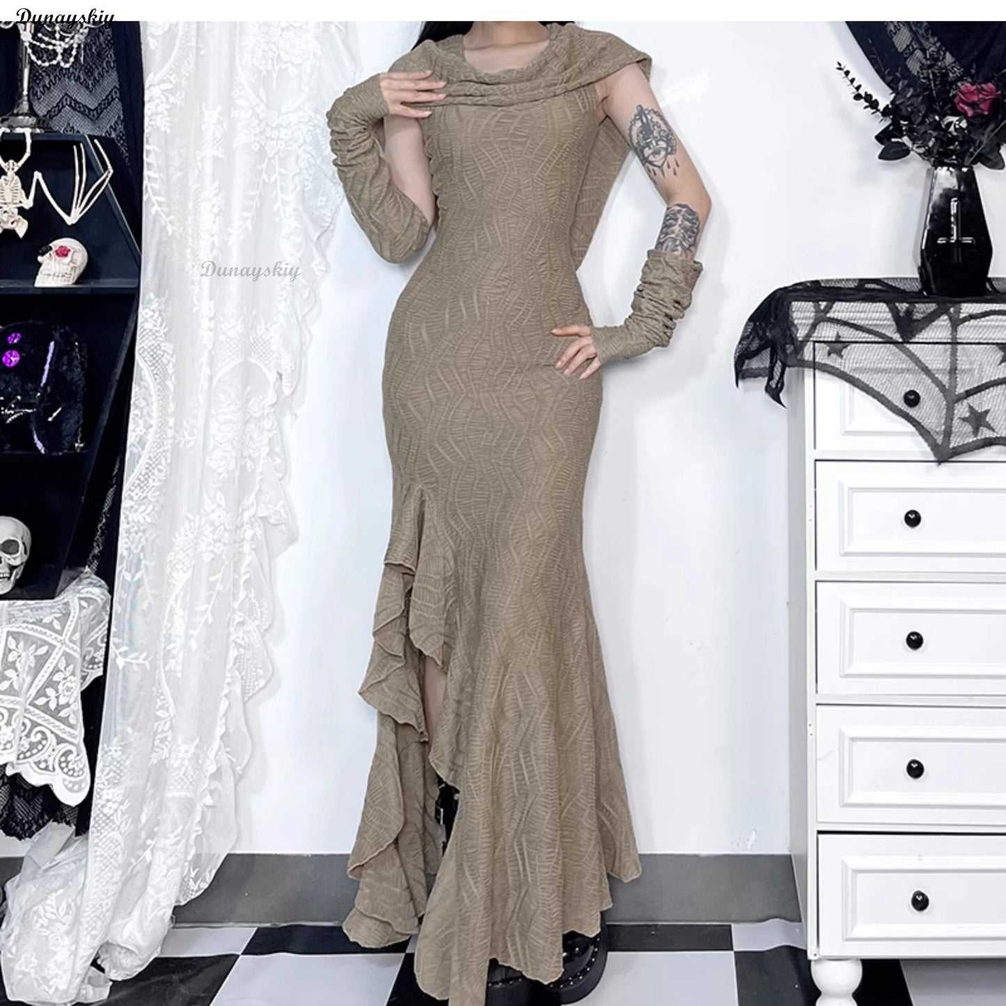 Y2k Dress Sexy Pleated Dune Wasteland Style Solid Color Hooded Hip Skirt Exotic Design Hot Girl Fashion Versatile Long Skirt