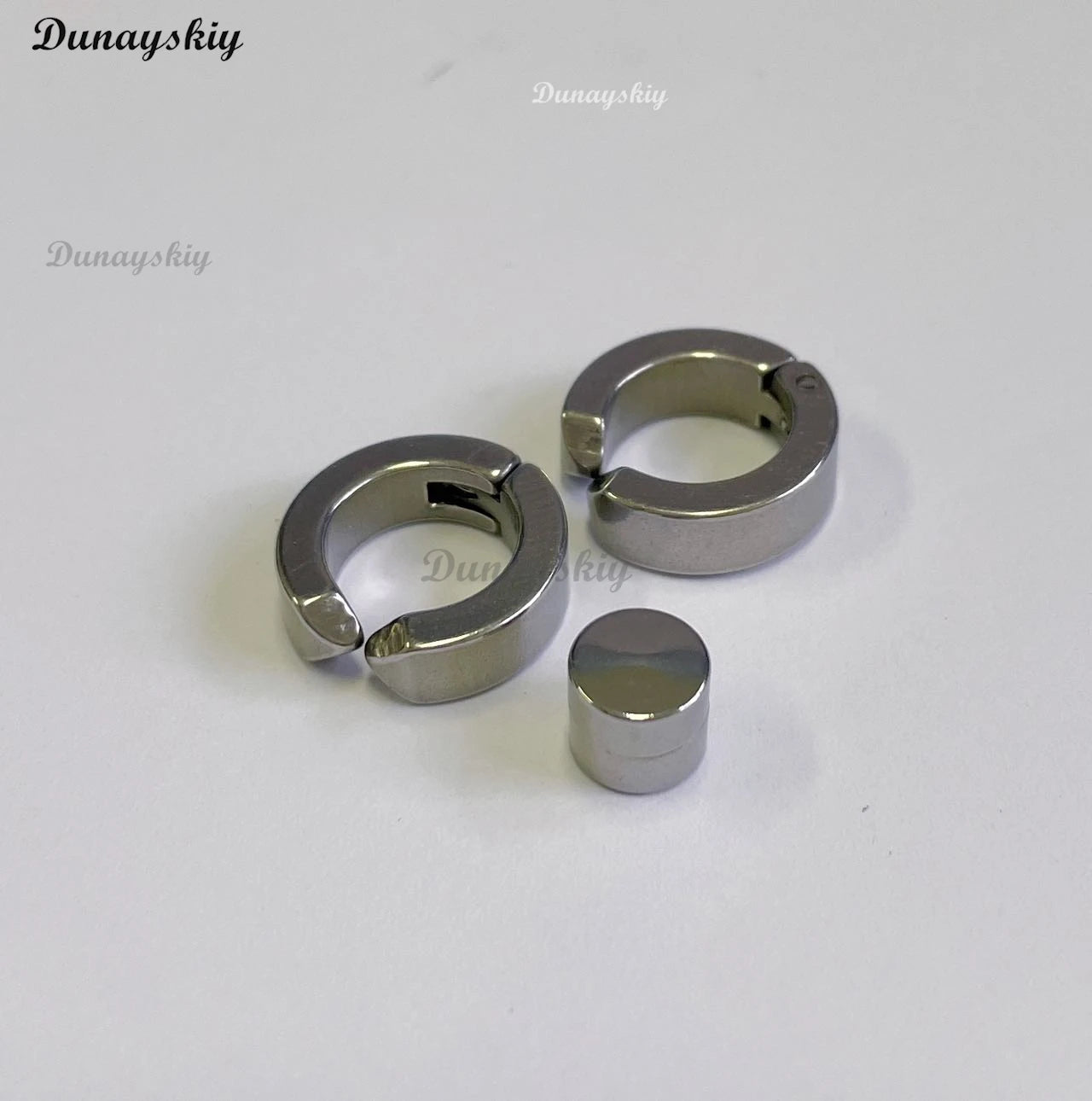 ALIEN STAGE Mizi Sua Luka Till Ivan HYUNA Cosplay Silver Glossy Choker Necklace Name Stickers Prop Performance Christmas